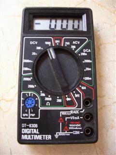 Multímetro digital DT-830B