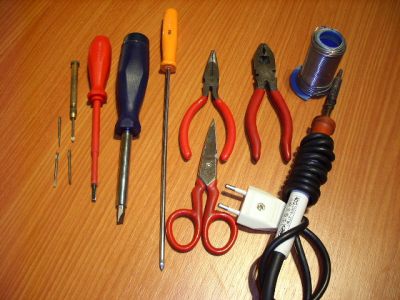 Herramientas básicas del taller de electrónica