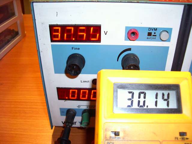 Error medida en display de Fuente de Alimentación nº 2.