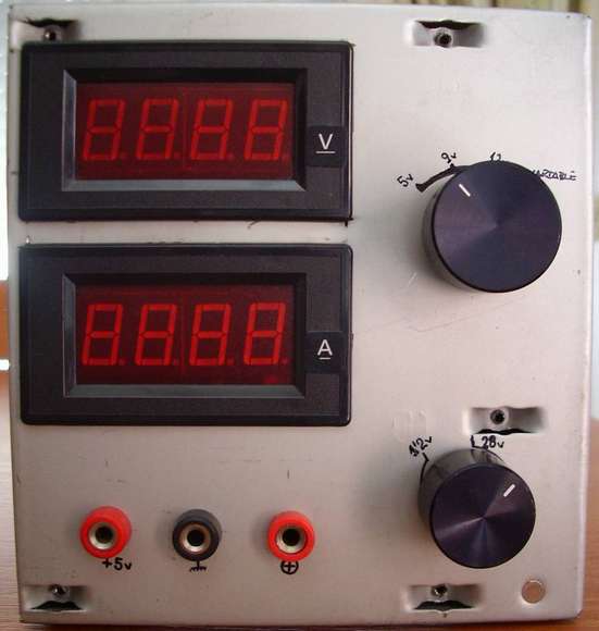 Detalle Panel Fuente Alimentacion Casera v.2